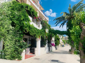 Seafront aparment